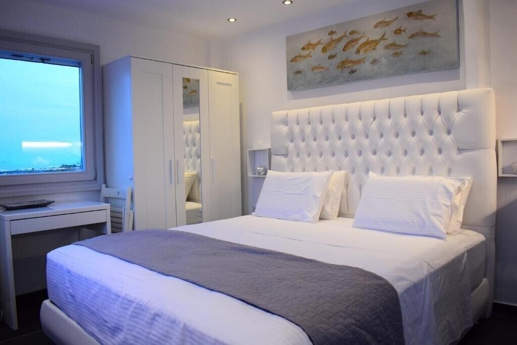 Фото Ariana Suites Adults Only 4*