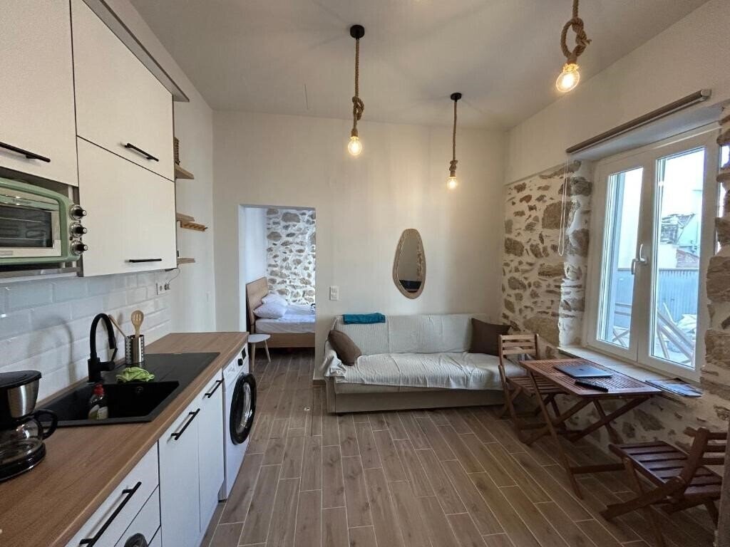 Odysseys House 4* қонақ үйі