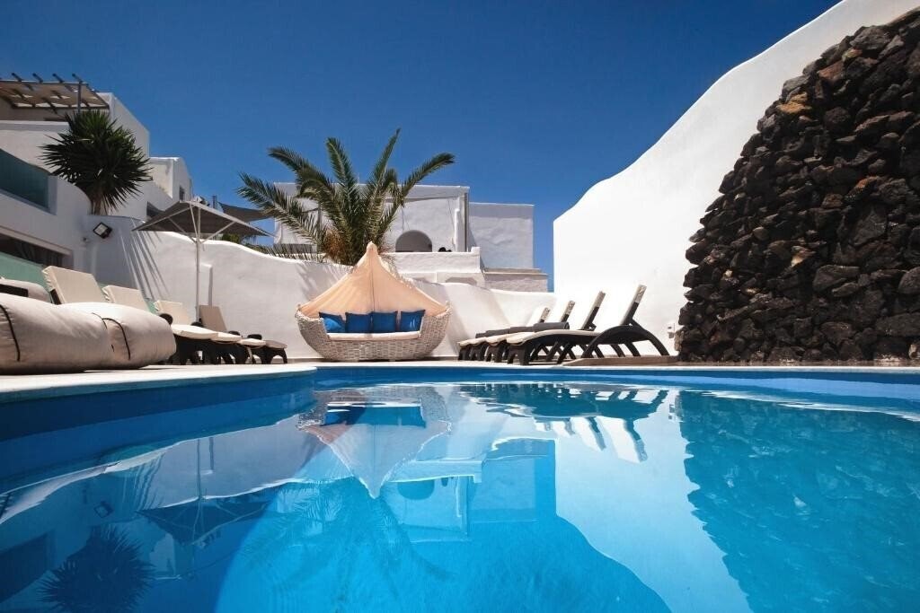 Фотография Irenes Villa 4*