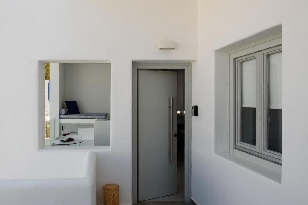 Фотография Harmony Suites 3*