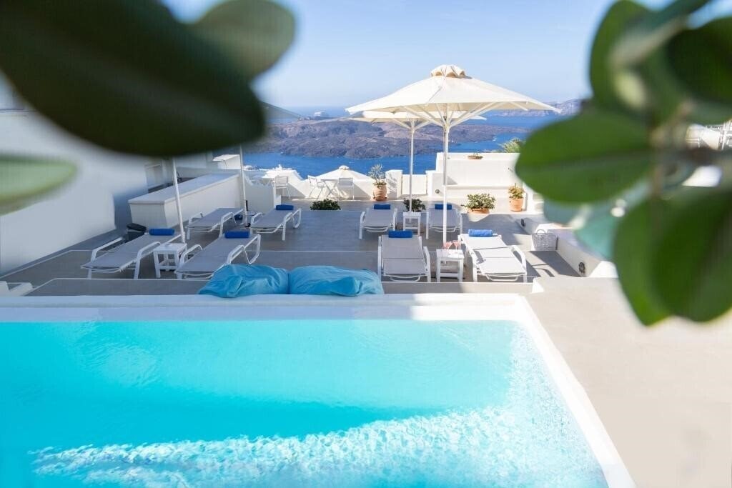 Pantelia Suites 3* қонақ үйі