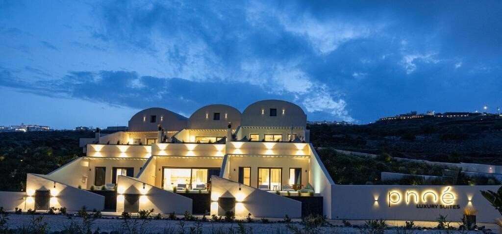 Pnoi Luxury Suites 3* қонақ үйі