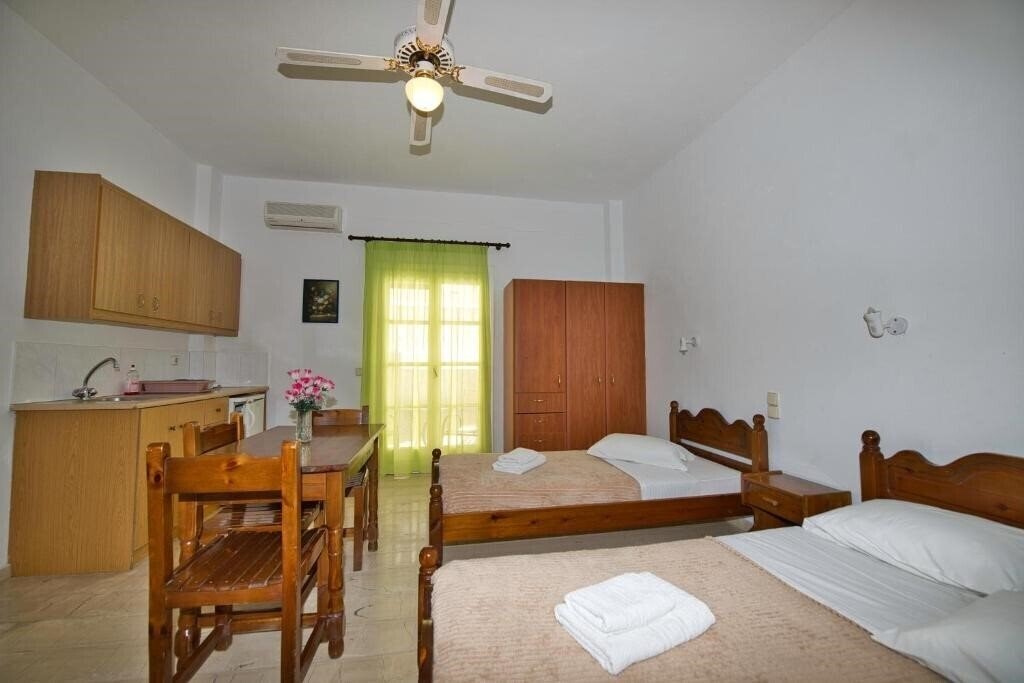 Картинка Ira Apartments & Studios Kamari 3*