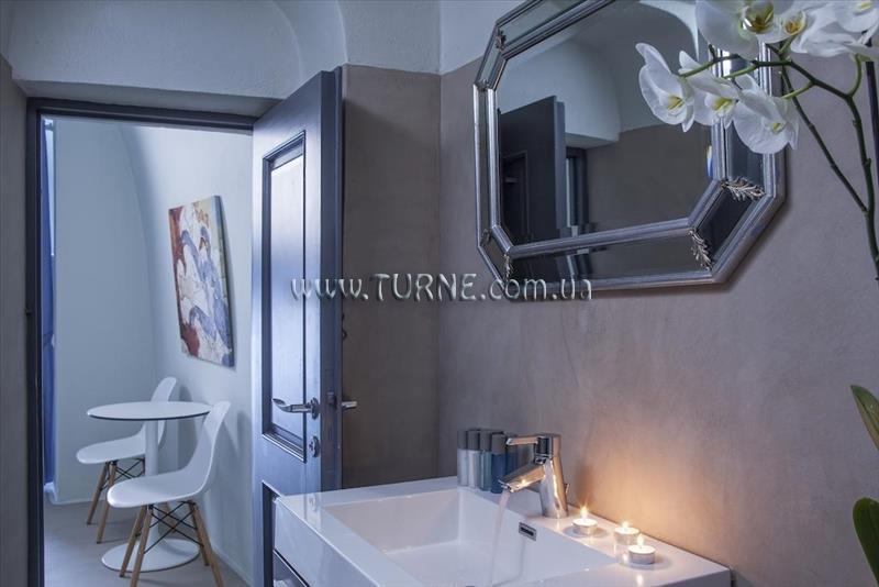 Картинка On The Rocks Hotel 4*