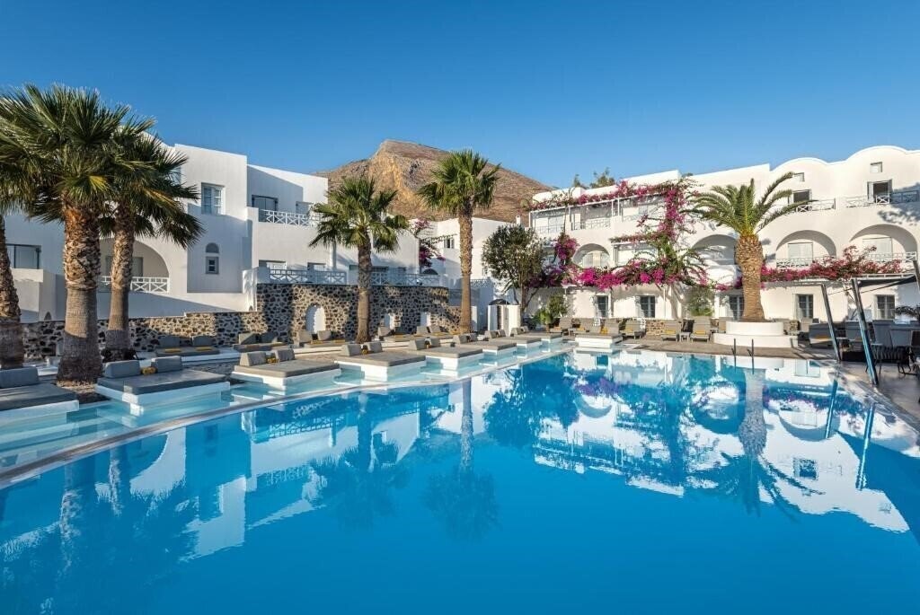 Santorini Kastelli Resort 5* қонақ үйі