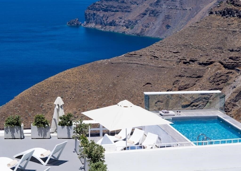 Изображение Thireas Hotel Santorini 4*