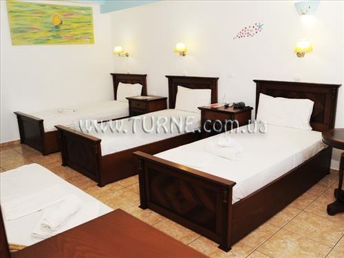 Perissa Bay Hotel 3* қонақ үйі