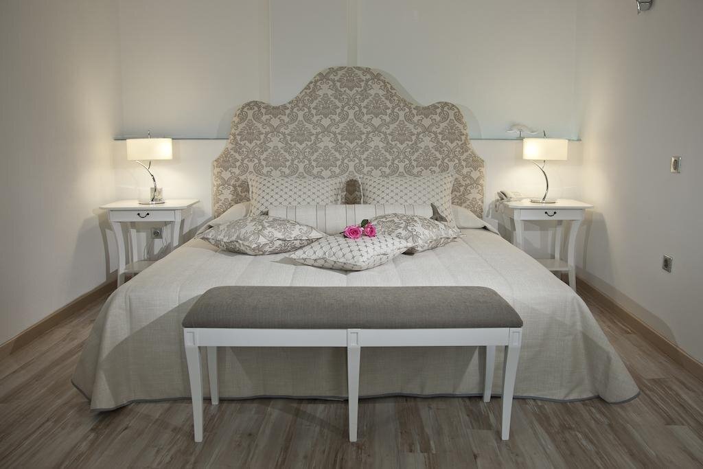 Delfini Villas 2* қонақ үйі