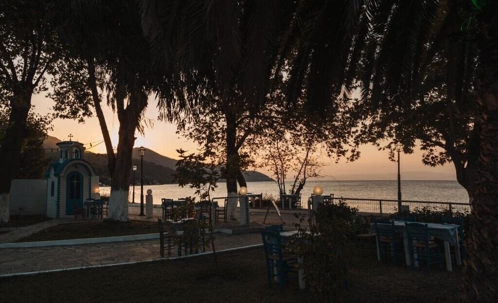 Vournelis Hotel 2* суреті