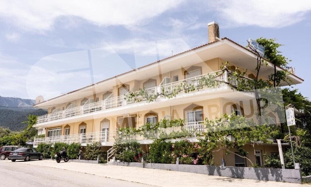 Fourkos Hotel 2* қонақ үйі