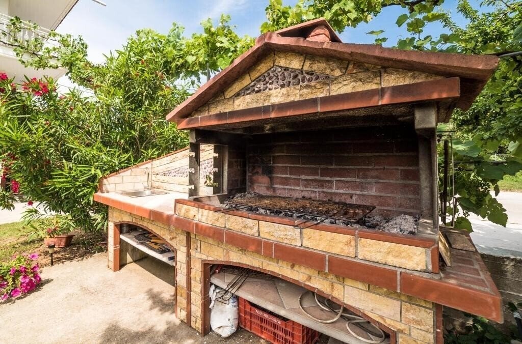 Fourkos Hotel 2* суреті