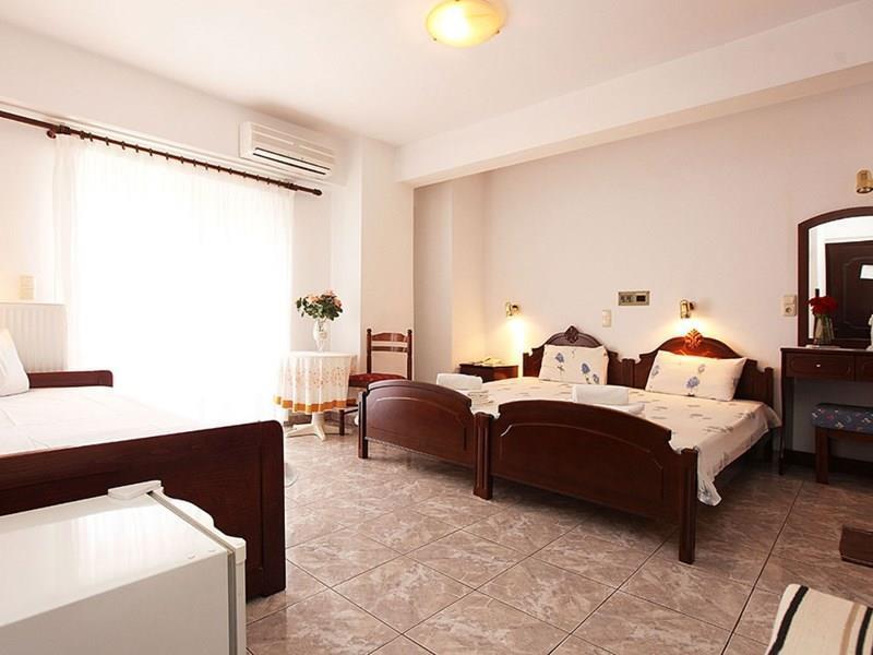 Fourkos Hotel 2* фотосуреті