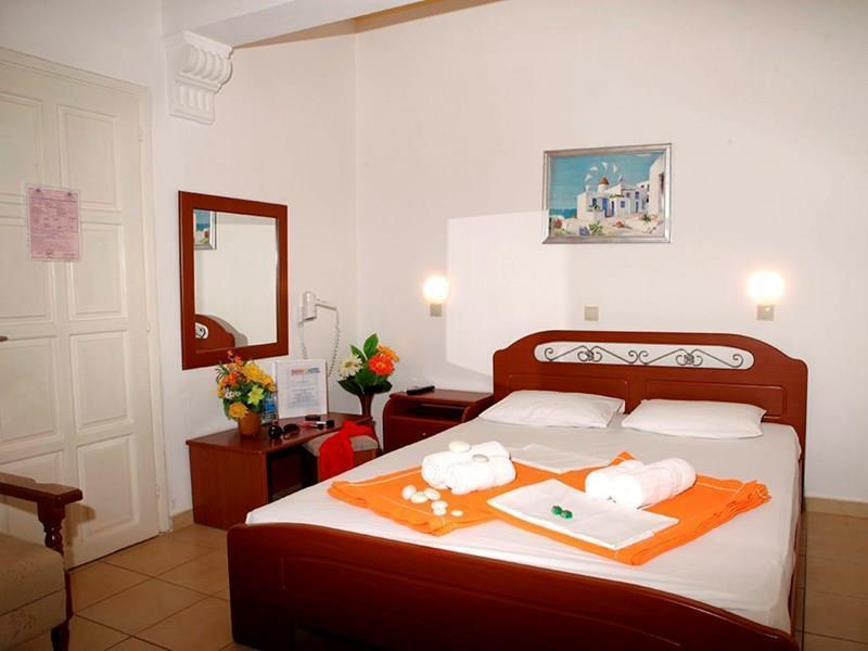 Фото Pefkari Beach Albatros Studios 2*