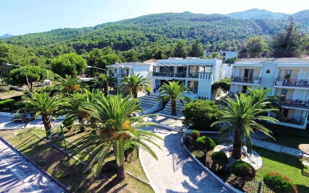 Изображение Esperides Sofras Hotel & Bungalows 3*