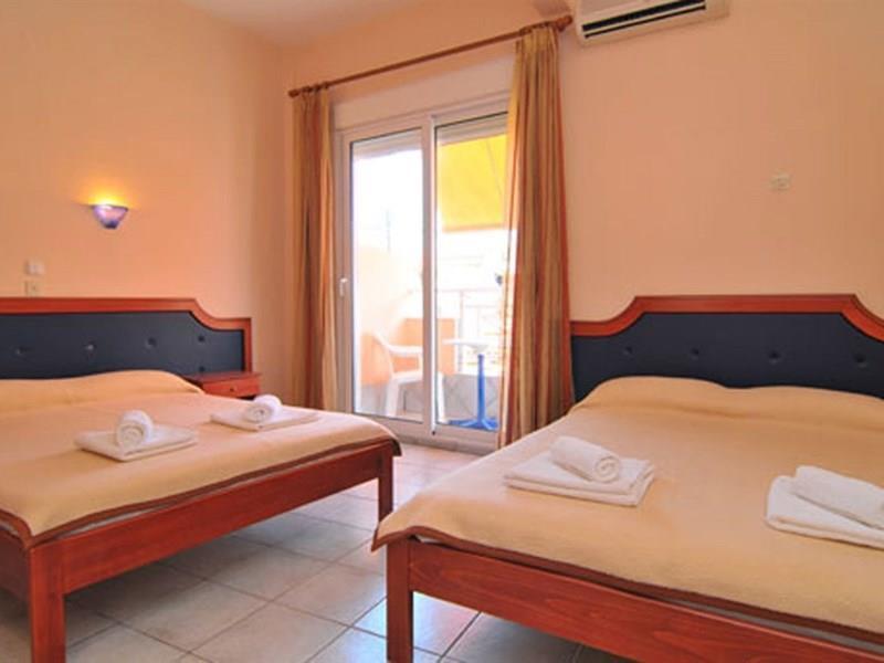 Molos Apartments 1* суреті