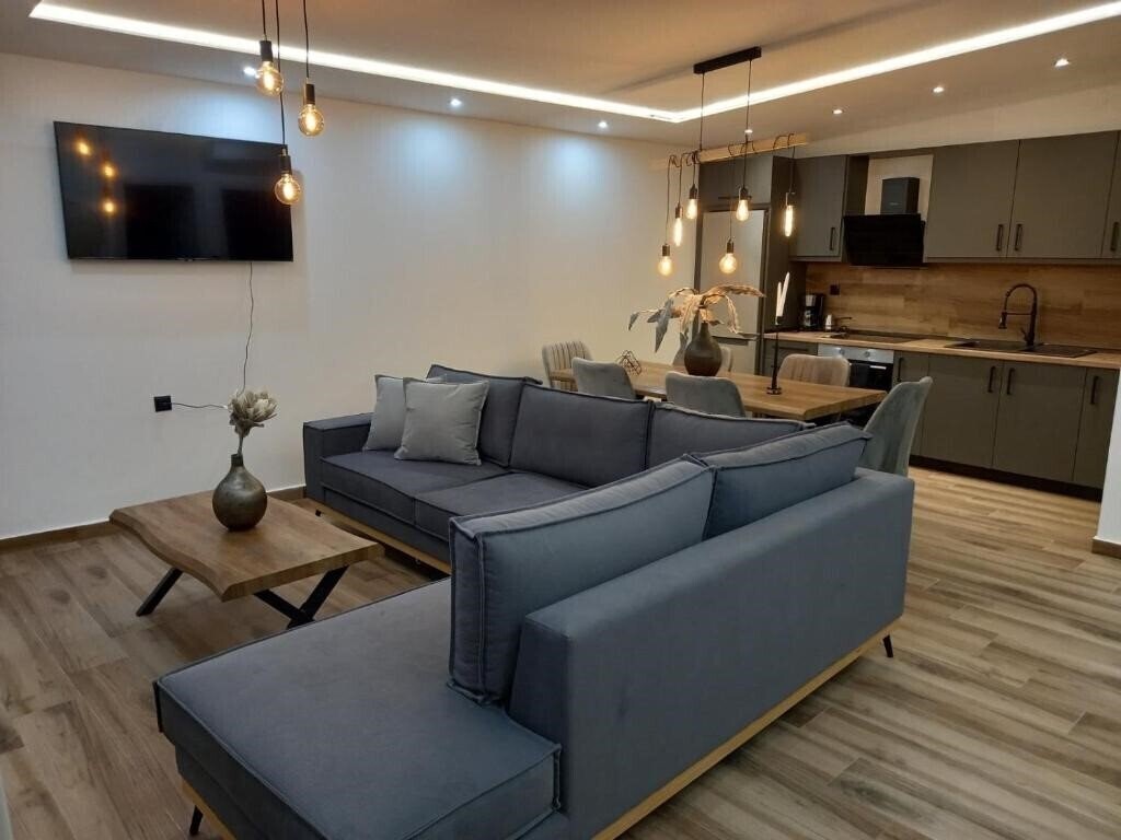 Фото Potos Hotel 3*