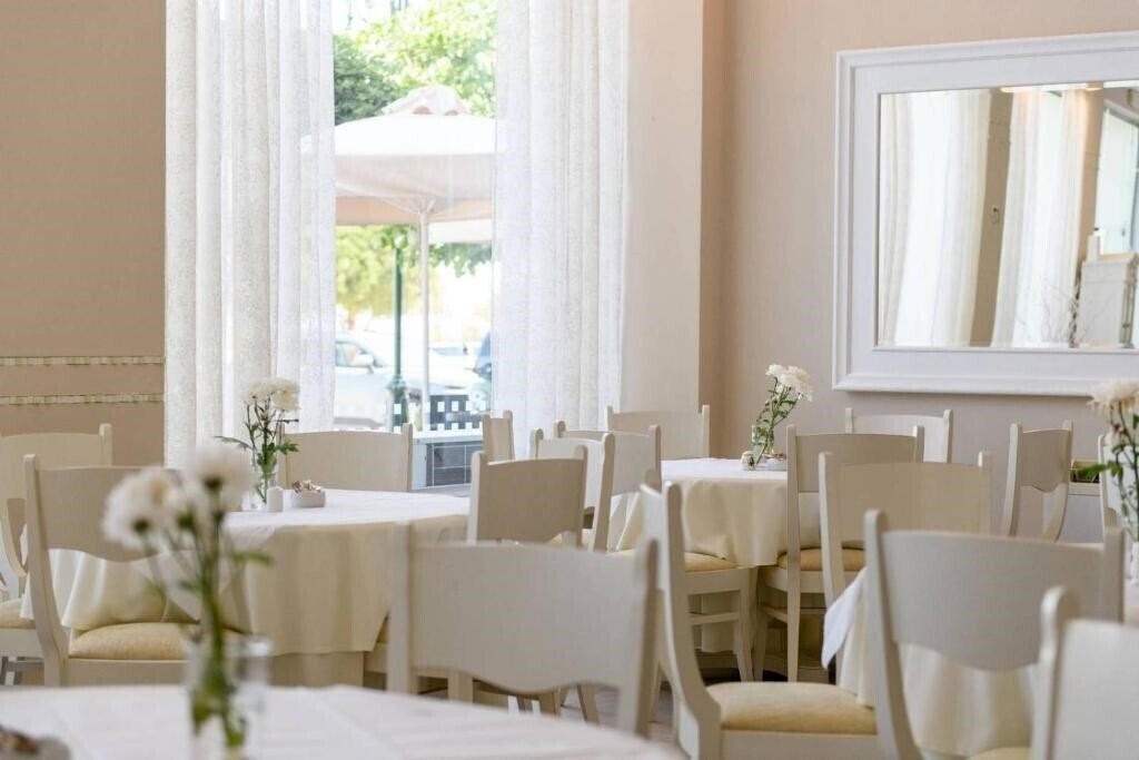 Картинка Timoleon Hotel 3*