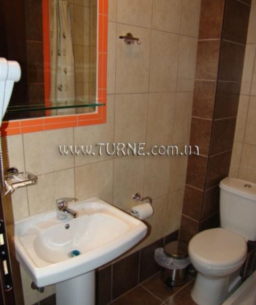 Victoria Hotel 2* фотосуреті