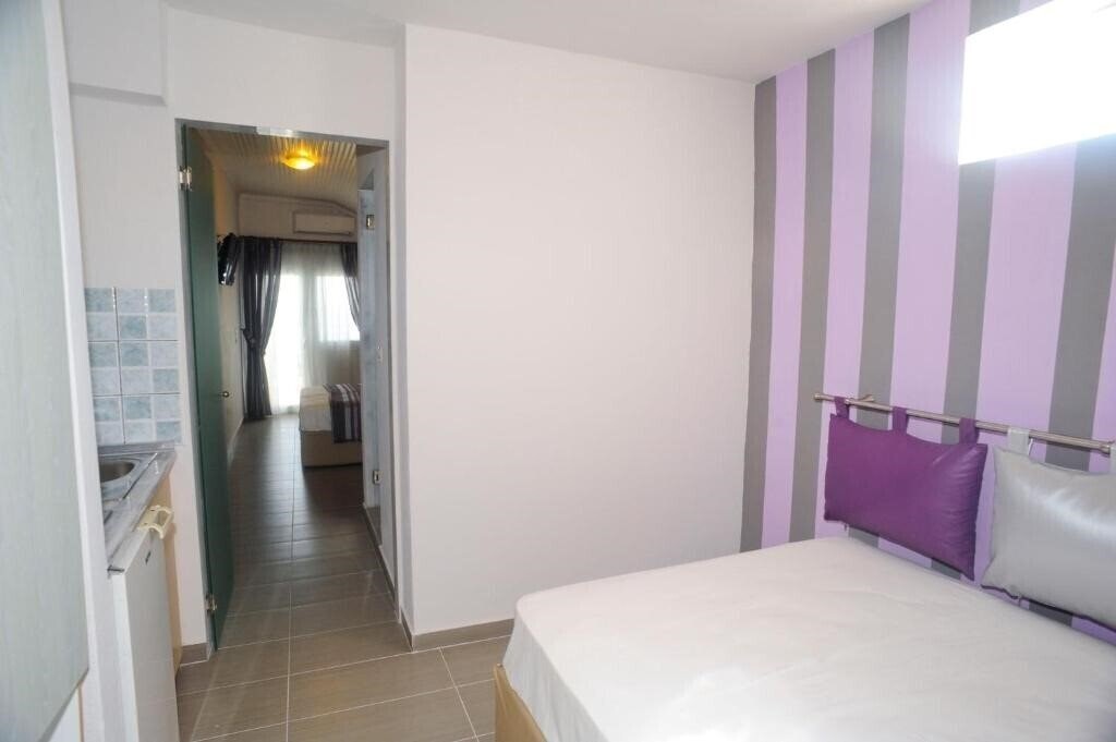 Asterias Hotel 2* фотосуреті