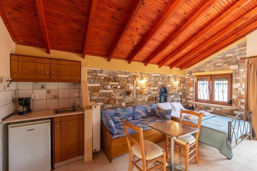 Pontios Hotel 2* фотосуреті