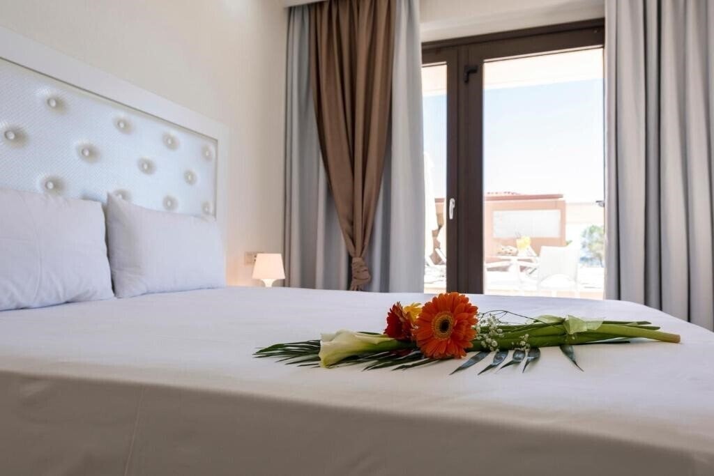 Blue View Hotel & Superior Suites 2* суреті