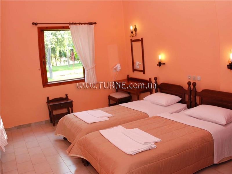 Alykes Park Bungalows & Apartments 4* қонақ үйі