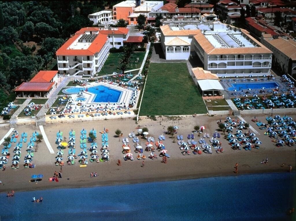 Отель Astir Palace 4*