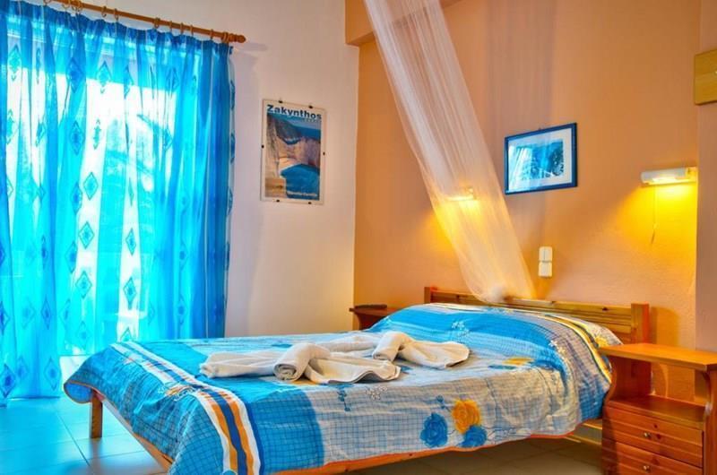 Фото Kyprianos Apartments 3*