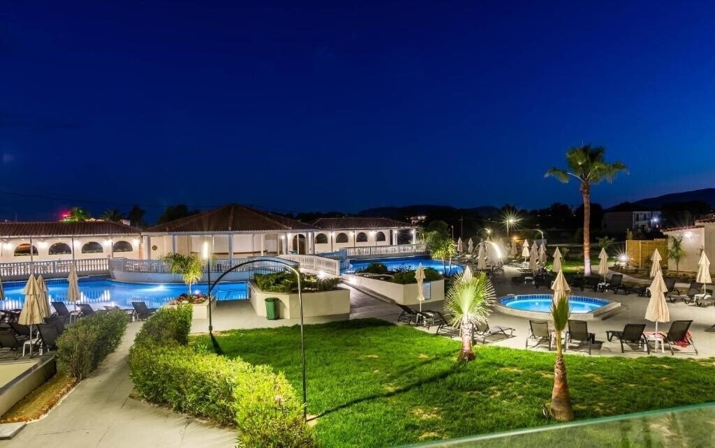 Отель Exotica Hotel & SPA by Zante Plaza 4*