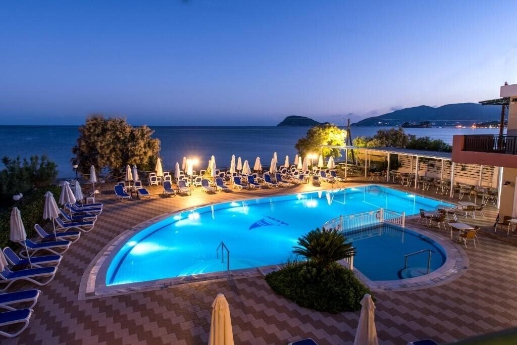 Mediterranean Beach Resort & SPA 5* қонақ үйі