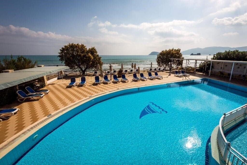Mediterranean Beach Resort & SPA 5* суреті