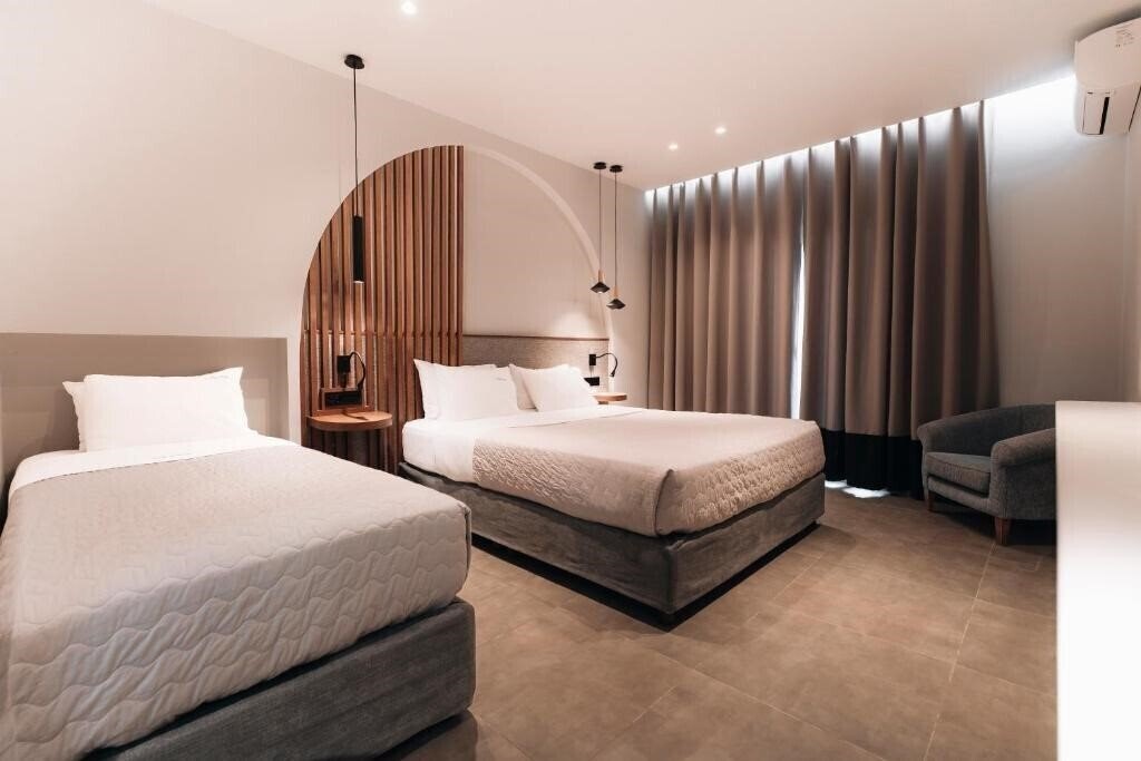 Фото Golden Sun Hotel 4*