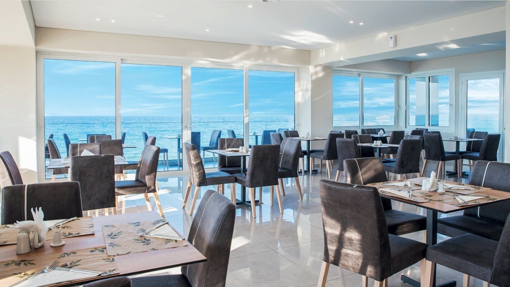 Golden Coast Resort 4* суреті