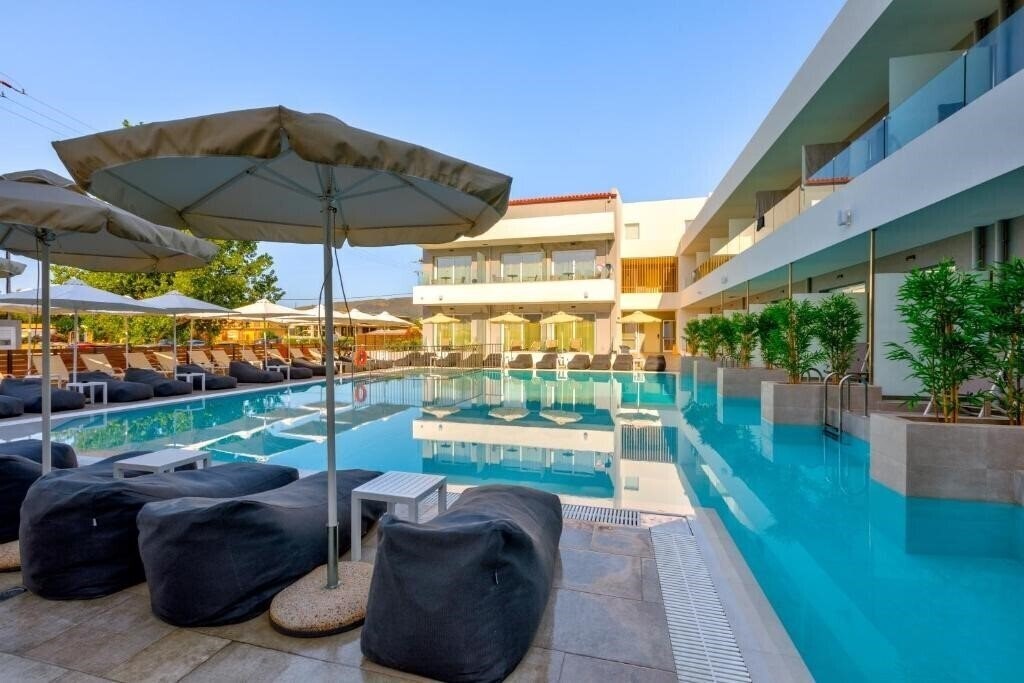 Фото White Olive Premium Laganas 4*