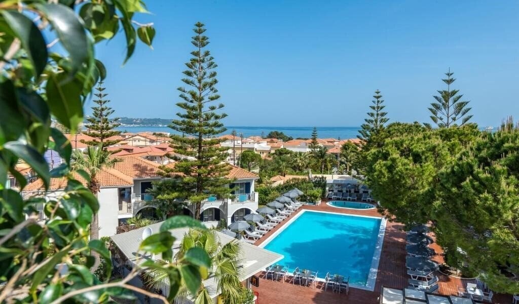 Contessa Hotel 3* суреті