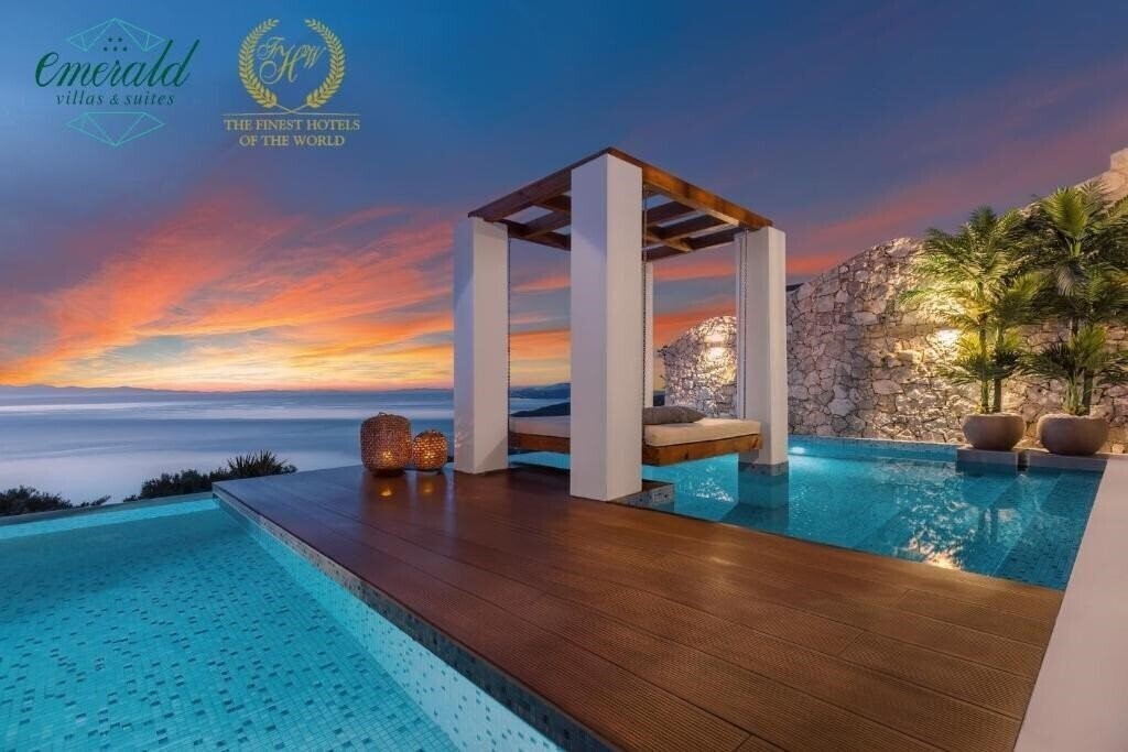 Изображение Emerald Villas & Suites 4*