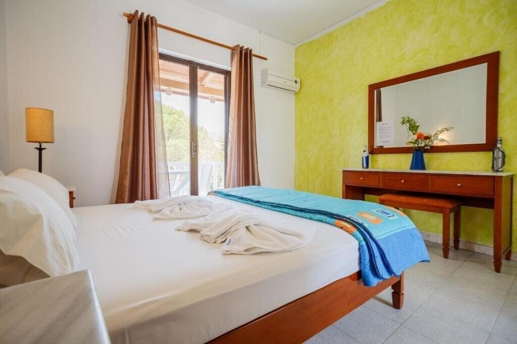 Babis Studios 2* суреті