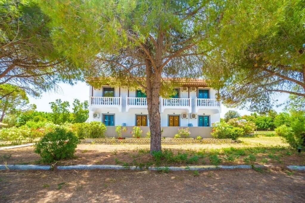 Babis Studios 2* суреті