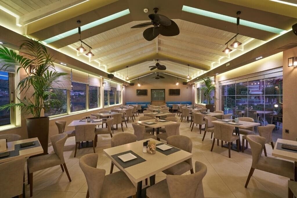 Картинка Ionion Blue Hotel 3*