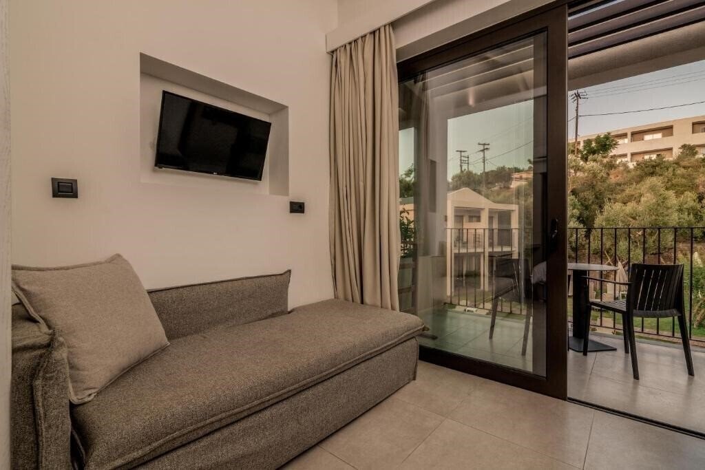 New Beach 4* суреті