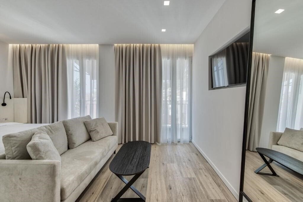Bitzaro Boutique Hotel 4* суреті