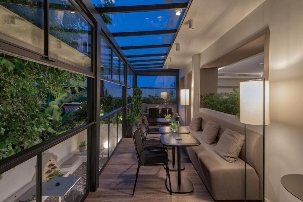 Bitzaro Boutique Hotel 4* суреті