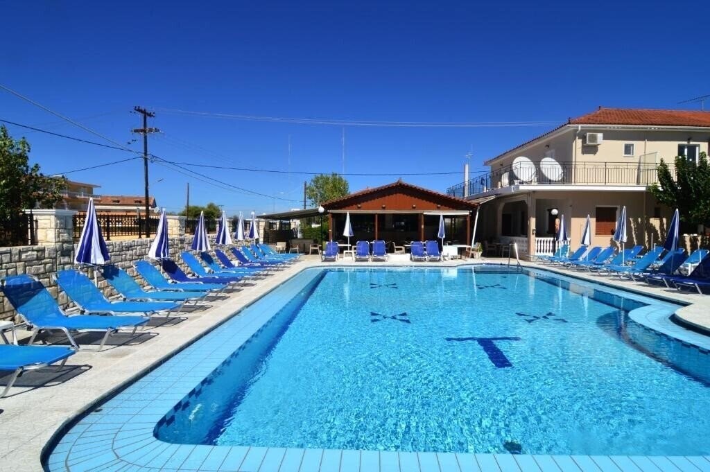 Tassia Studios 2* фотосуреті