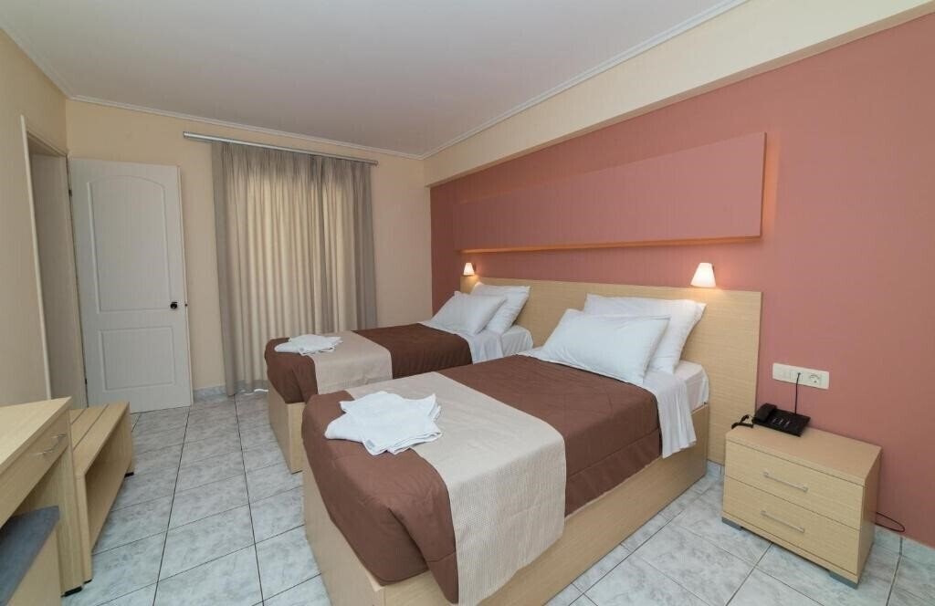 Roseland Hotel 3* суреті