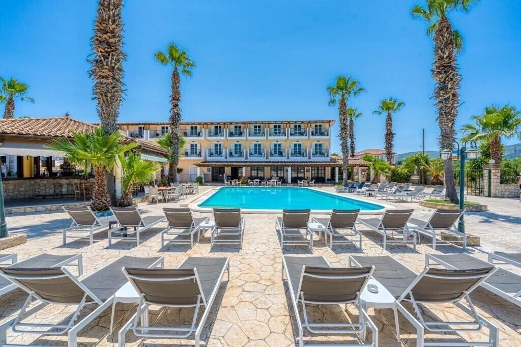 Blue Palm Hotel 2* суреті