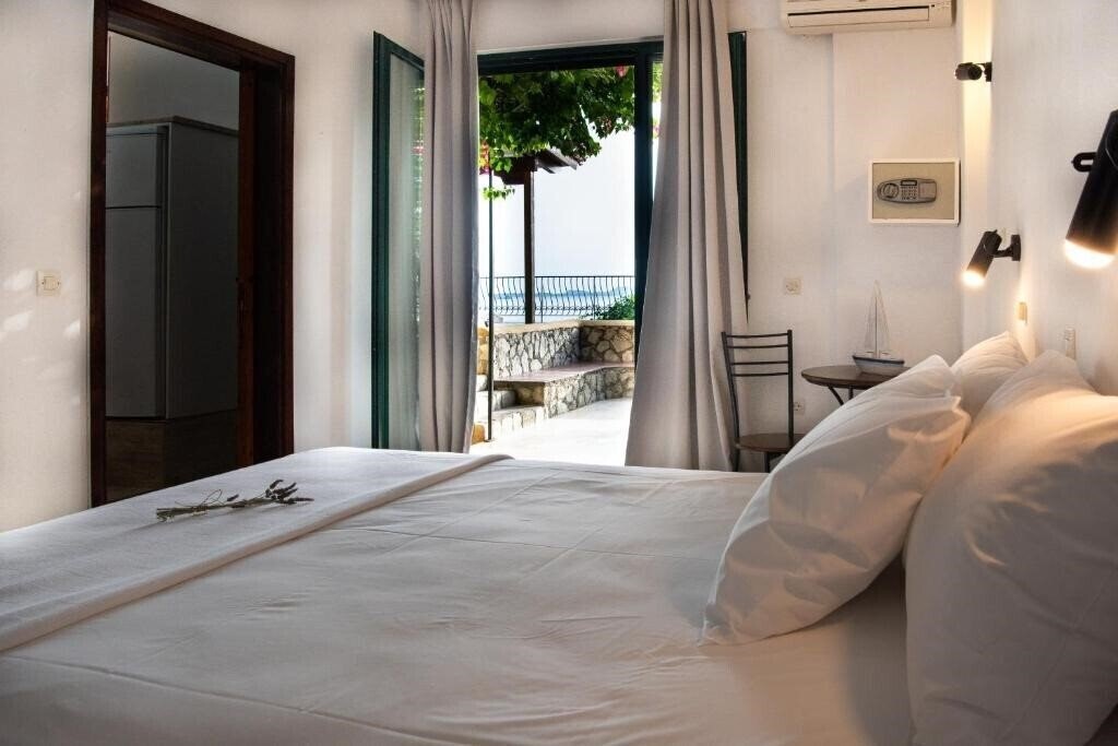 Картинка Flisvos Villa 3*