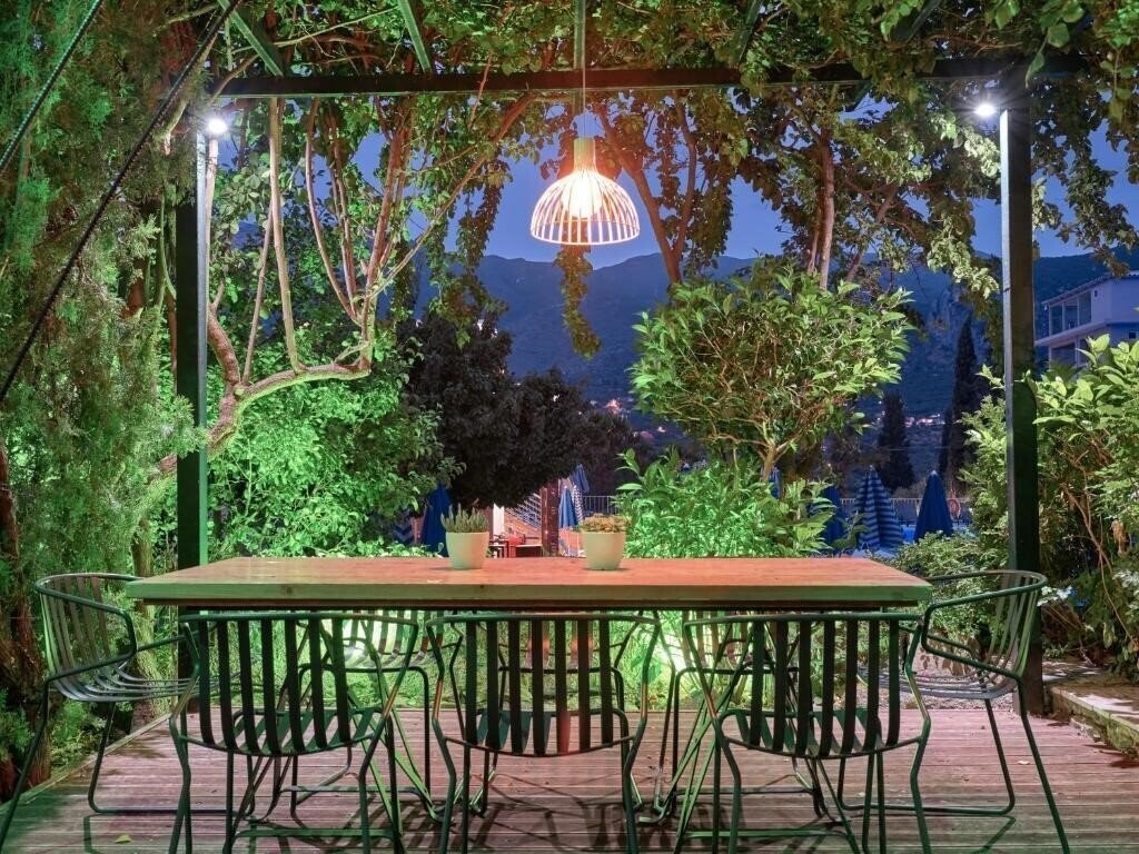 Koukounaria Aparthotel & Villa 4* суреті