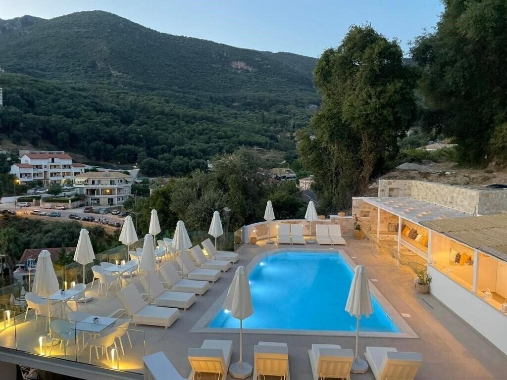 Картинка Gallery Suites Parga 4*