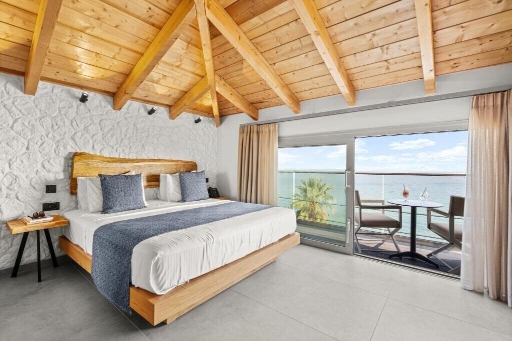 Фотография Emily’s Luxury Suites (ex. Emilys Luxury Suites) 4*