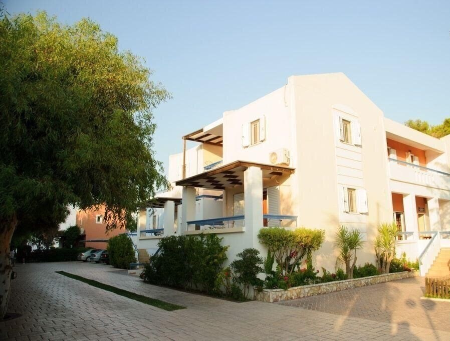 Aithrio Hotel 2* қонақ үйі